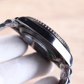 Совместная коллекция BLAKEN и Rolex： зеленый и черный «водолаз» в