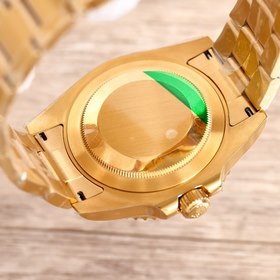 Rolex Submariner 41 мм  【Технические преимущества】 1 Диаметр 41 