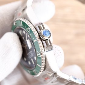 Rolex Submariner 41 мм  【Технические преимущества】 1 Диаметр 41 