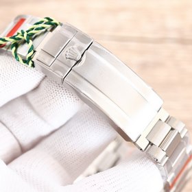 Rolex Submariner 41 мм  【Технические преимущества】 1 Диаметр 41 