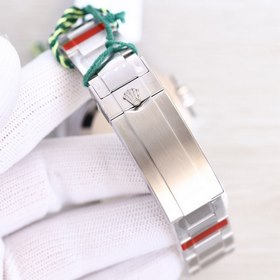 Часы Rolex Submariner с большим циферблатом и крупными штрихами 