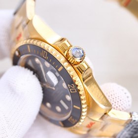 Часы Rolex Submariner с большим циферблатом и крупными штрихами 