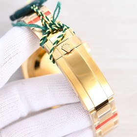 Часы Rolex Submariner с большим циферблатом и крупными штрихами 