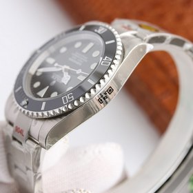 Rolex Submariner V10 в белом золоте с механизмом Water Ghost – мо