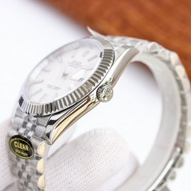 Rolex Logbook представил новую модель с тремя функциями NFC-карто