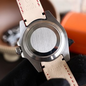 Самая классическая модель Rolex из серии Submariner. После повтор