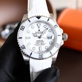 Самая классическая модель Rolex из серии Submariner. После повтор