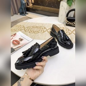 Stuart Weitzman Изящные туфлиз кожи с жемчужной пряжкой и больши