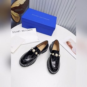 Стюарт Вайцман (Stuart Weitzman) Резиновые ботинки с жемчужным по