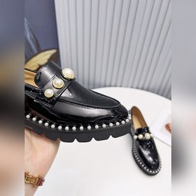 Стюарт Вайцман (Stuart Weitzman) Резиновые ботинки с жемчужным по