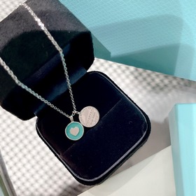 Tiffany Сердцевидный круглый кулон с двумя пластинкамиз эмали из