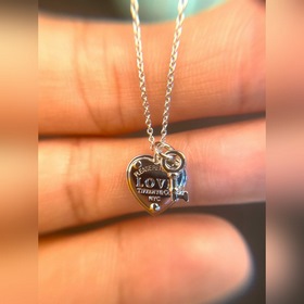 Tiffany Two серия Сердцевидный ключ на цепочке Изготовлено из вы