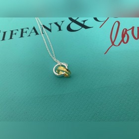 Ожерелье Tiffany & Co. (1837 Double Ring)  Этот элегантный и