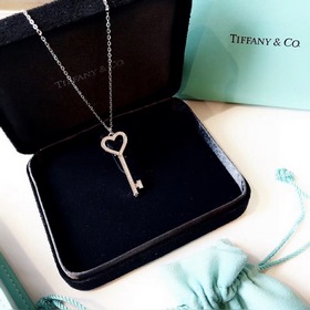 Tiffany Keys Сердцевидный ключ на цепочке
