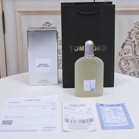 Название бренда： Том Форд /Tom Ford Grey Vetiver Упаковка： полны