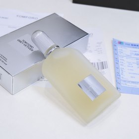 Название бренда： Том Форд /Tom Ford Grey Vetiver Упаковка： полны