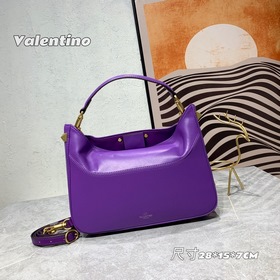 Valentino сумка-клатч Модель： V009078 Декорирована фирменным ло