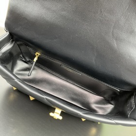 Valentino Garavani Roman Stud, сумка из кожи нап с цепочкой и кру