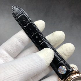 Vacheron Constantin Исторические шедевры Часы с тремя стрелками Э