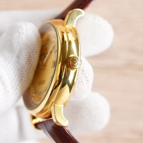 Серия «Наследие» от Jiang Stanton Оснащен оригинальным импортным 