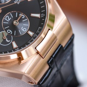 Мультифункциональные часы Vacheron Constantin Overseas： элегантно