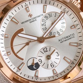 Мультифункциональные часы Vacheron Constantin Overseas： элегантно
