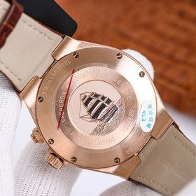 Мультифункциональные часы Vacheron Constantin Overseas： элегантно