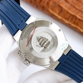 Мультифункциональные часы Vacheron Constantin Overseas： элегантно