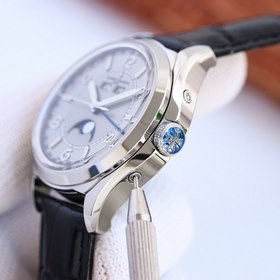 Часы с лунным календарем от Vacheron Constantin. Артикул： 4000E /