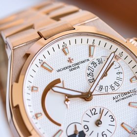 Мультифункциональные часы Vacheron Constantin Overseas： элегантно