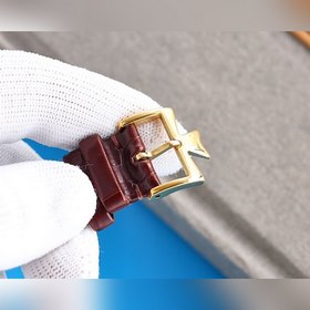 Усовершенствованная версия часов Vacheron Constantin Traditionnel