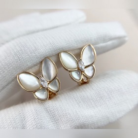 Van Cleef & Arpels Бабочка-ушные клипсы Натуральный сердолик