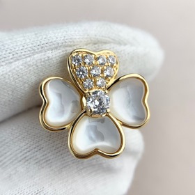 Van Cleef & Arpels Sweet Alhambra серьги с четырехлистным мот