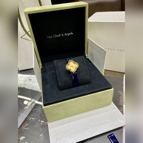 VCA Van Cleef & Arpels Четырехлистный крокодиловый кожаный ре