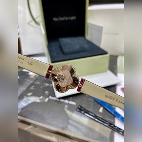 VCA Van Cleef & Arpels Четырехлистный крокодиловый кожаный ре