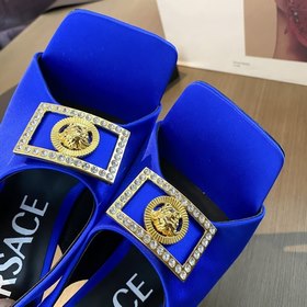 Versace Versace Versace  Новинка ранней весны： туфли на высоком