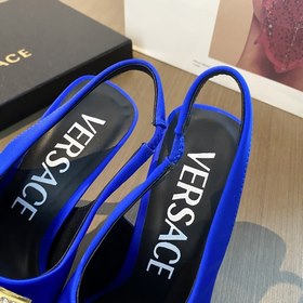 Versace Versace Versace  Новинка ранней весны： туфли на высоком
