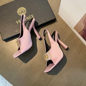 Versace Versace Versace  Новинка ранней весны： туфли на высоком