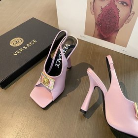 Versace Versace Versace  Новинка ранней весны： туфли на высоком