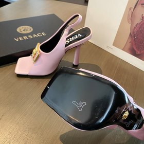 Versace Versace Versace  Новинка ранней весны： туфли на высоком