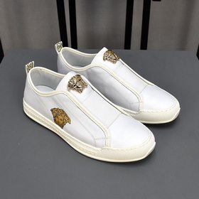 Versace Спортивная обувь Верх из кожи бычка, подкладка из свиной 