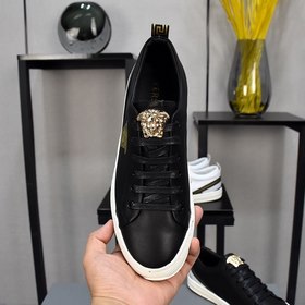 Versace Спортивная обувь Верх из кожи бычка, подкладка из свиной 