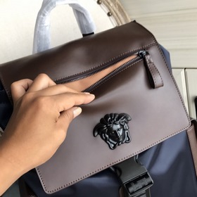 Рюкзак Versace, импортная телячья кожа, модель： 888 Рюкзак из ней