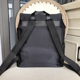 Рюкзак Versace, импортная телячья кожа, модель： 8242-2V Рюкзак из