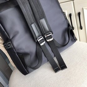 Рюкзак Versace, импортная телячья кожа, модель： 8242-2V Рюкзак из