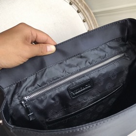 Рюкзак Versace, импортная телячья кожа, модель： 8242-2V Рюкзак из