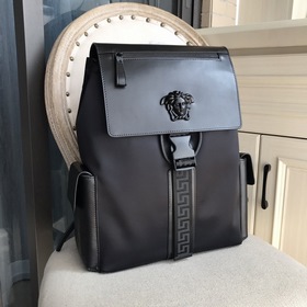 Versace Рюкзак из нейлоновой ткани с оригинальной кожей, модель：