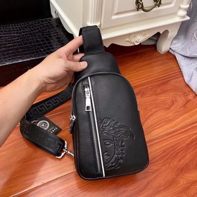 Versace Medusa Half Face Chest Bag Модель： 7540-4 Сумка Versace M