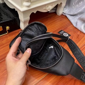 Versace Medusa Half Face Chest Bag Модель： 7540-4 Сумка Versace M