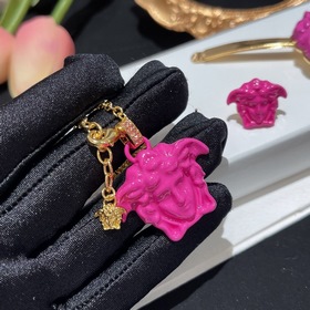 Versace Medusa серьги/заколки/колье Добавьте немного цвета в летн